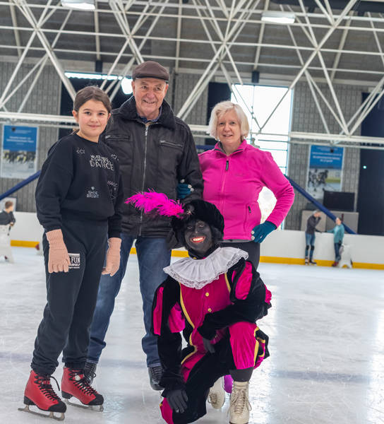 Sfeerbeelden schaatpieten Hasselt