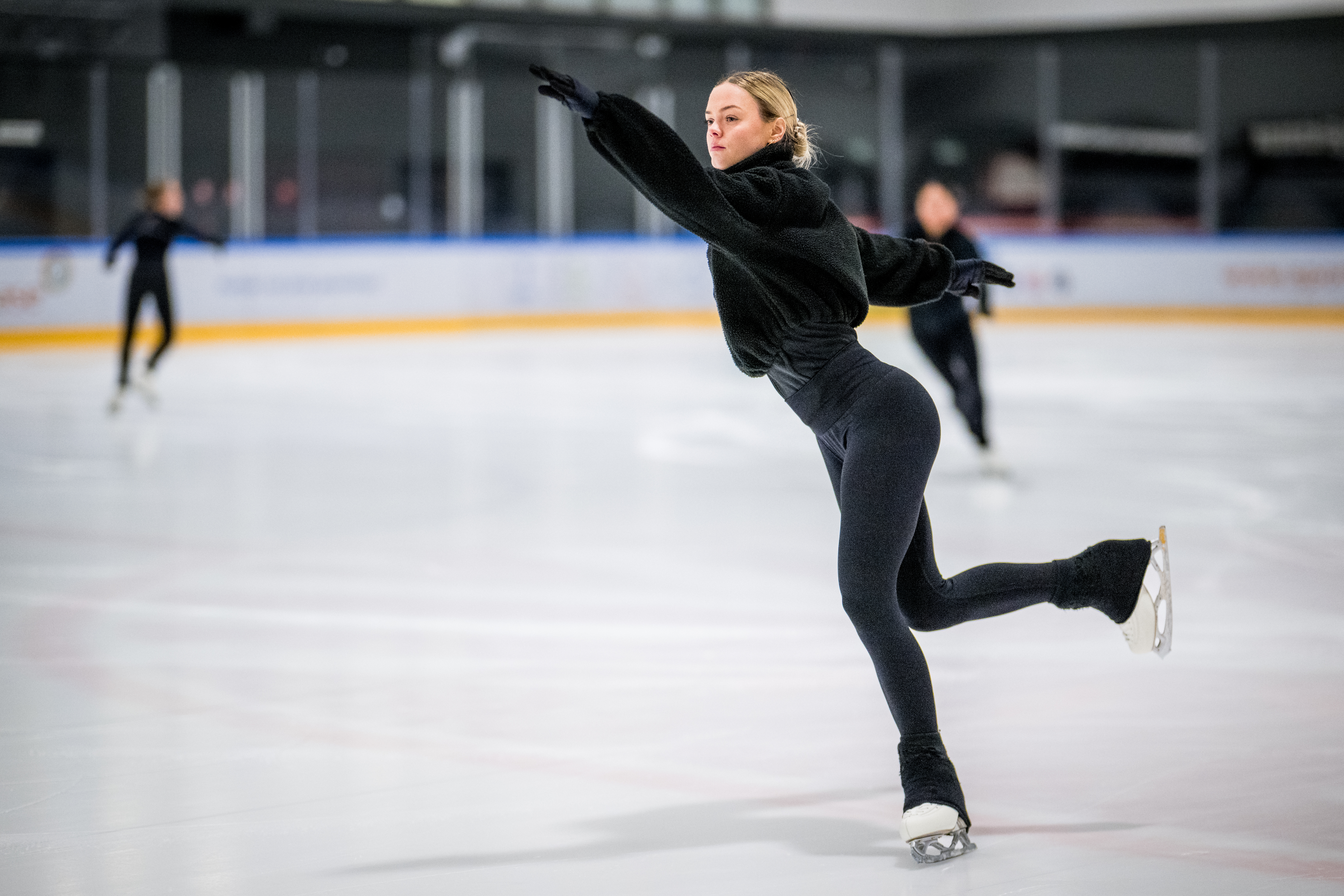 Loena Hendrickx op ijsbaan in Hasselt