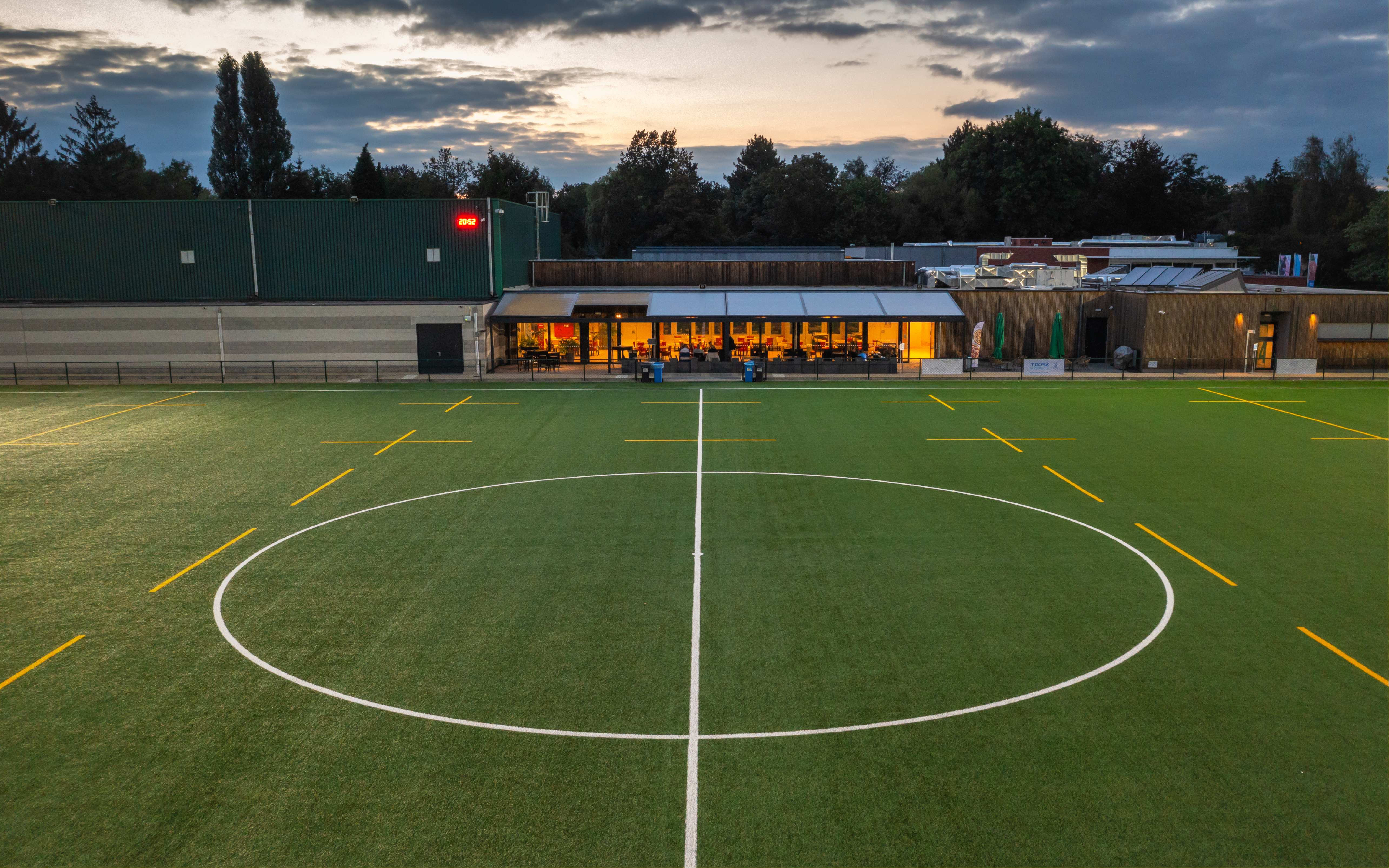 Sport Vlaanderen Brasschaat luchtfoto kunstgrasveld 