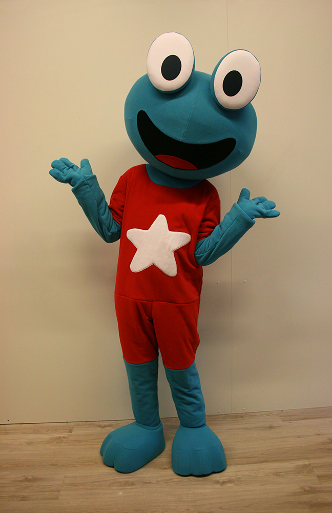beeld van MOOVIE, de mascotte van Multimove als pak.